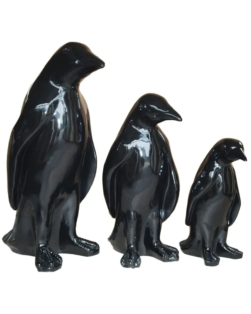 Pinguim preto em resina de poliéster resistente ao gelo, chuva e raios UV do sol.