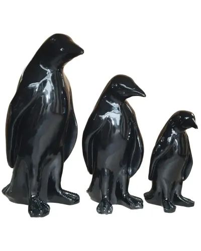 Pingouin noir en résine polyester résistant au gel, à la pluie et aux UV du soleil.